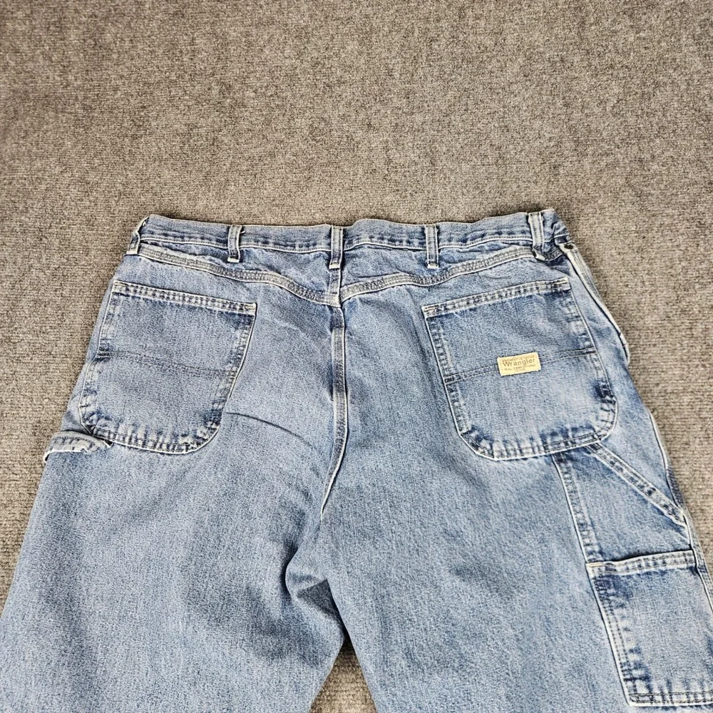Wrangler Mens Carpenter Jeans 42x32 Light Wash Denim Utility Work Pants 94LSWDV